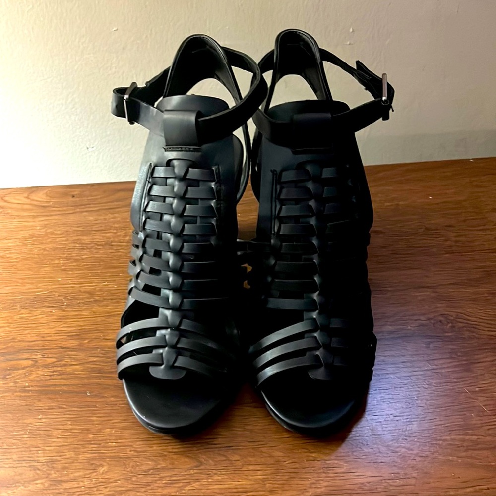 Heeled sandals